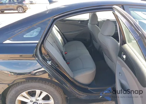 2013 Hyundai Sonata Gls from USA, damaged, VIN 5NPEB4AC5DH660995